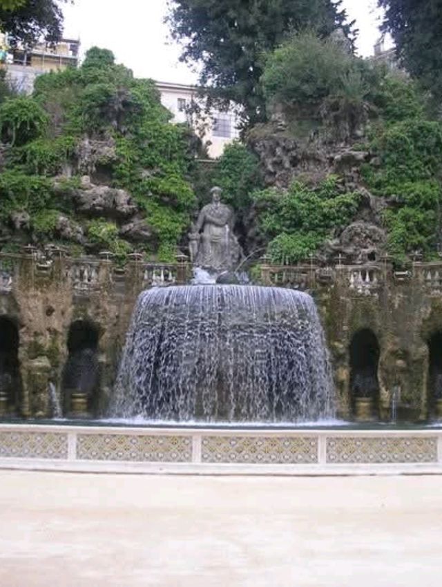 Tivoli: Rome's Enchanting Escape of Villas, Gardens, and Ancient Wonders Tivoli: Rome's Enchanting Escape of Villas, Gardens, and Ancient Wonders