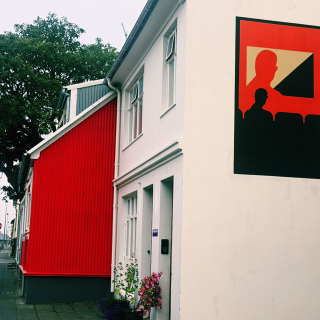 Wandering Reykjavík’s Colourful Streets Wandering Reykjavík’s Colourful Streets