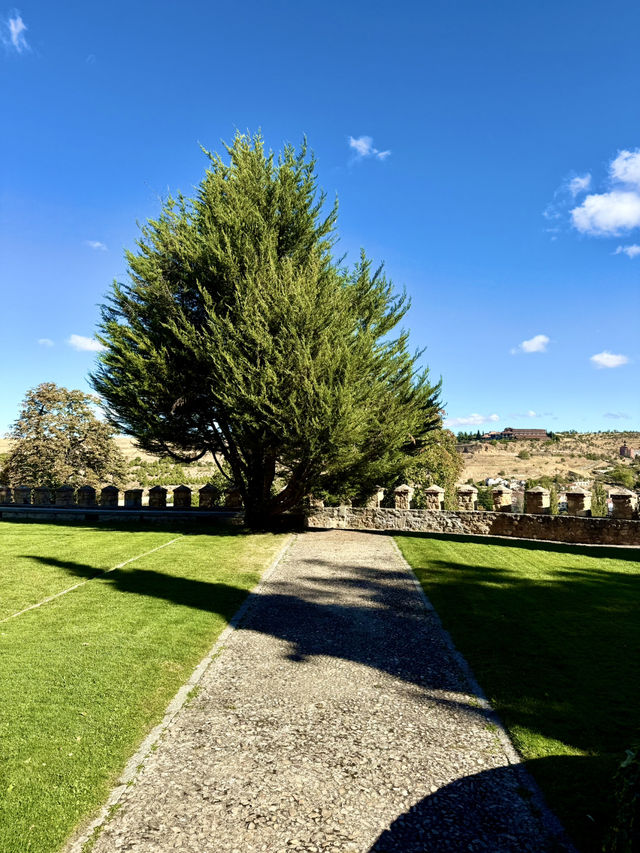 A Dialogue Between Art and Stone A Dialogue Between Art and Stone