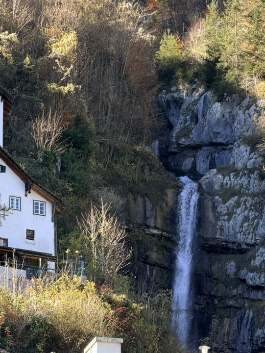HALLSTATT, magical village in Austria 🇦🇹 HALLSTATT, magical village in Austria 🇦🇹