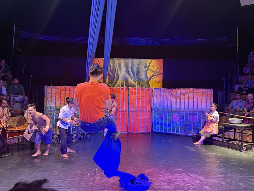 在 Trip.com 搶到了暹粒馬戲團門票，感受高棉最棒的表演！