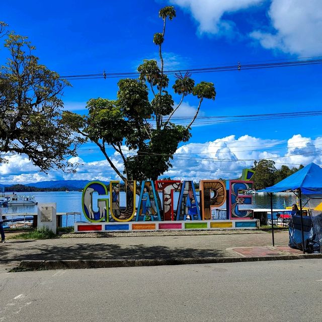 Guatape: Where Colors and Culture Collide 🎨