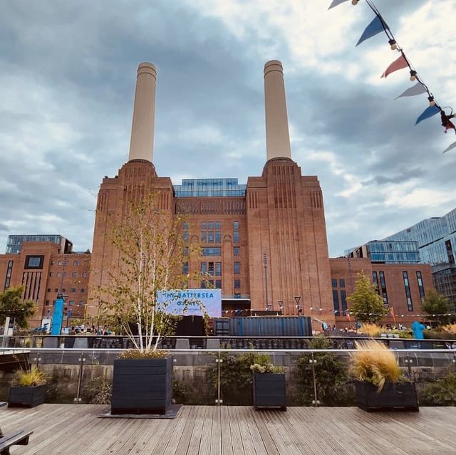 Powerful & Picture-Perfect: Battersea