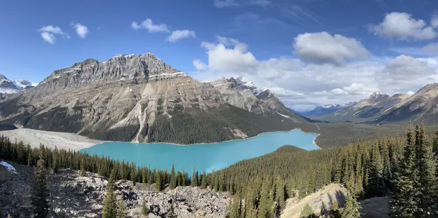 Jasper National Park in Canada, a park that is less famous than Banff, but has more beautiful scenery