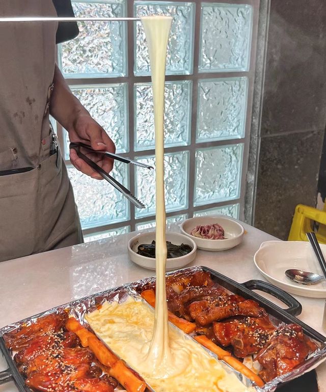 這麼長!一口吃不下!