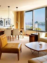 🏨✨ Mainz Marvels: Hyatt Regency's Chic Comforts 🛏️🍽️