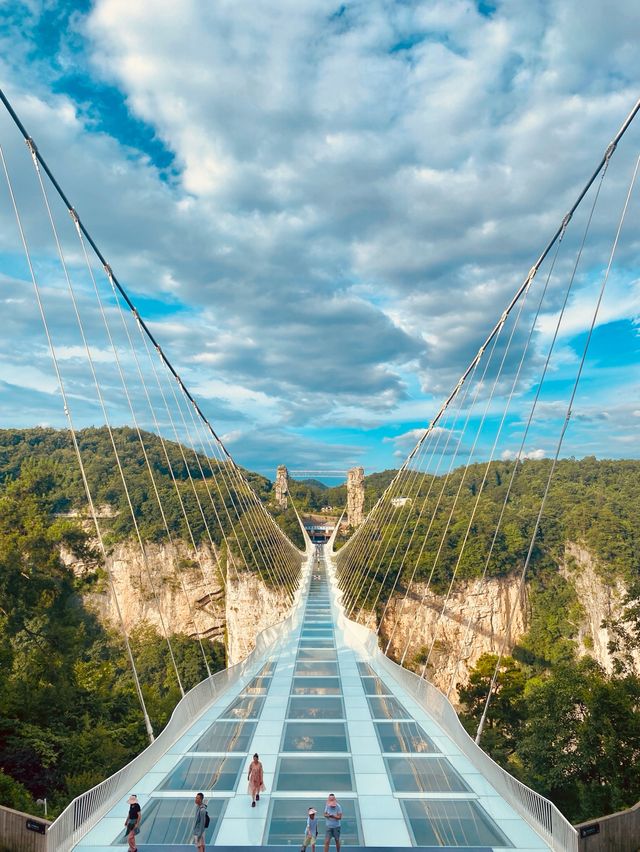 Daring views from Grand Canyon Glass bridge Sky walk