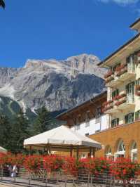 🏔️ Cortina's Coziest Stays: Grand Hotel Savoia 🌟