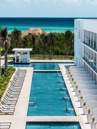 🌴🍹 Playa del Carmen's Top All-Inclusive Escape! 🏖️✨