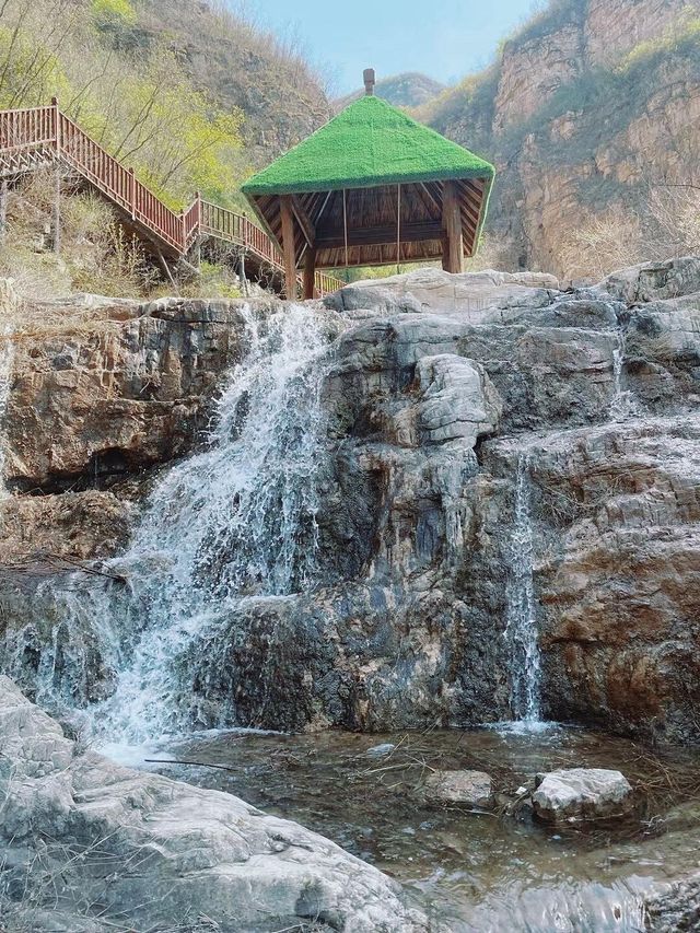 保定滿城龍居瀑布—保定周邊的避暑勝地 保定滿城龍居瀑布—保定周邊的避暑勝地