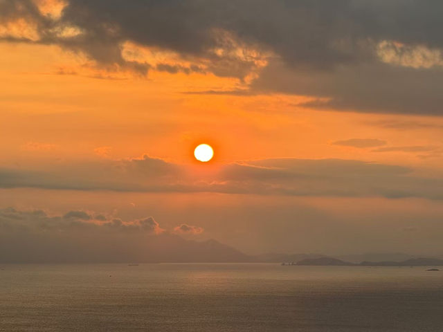 珍珠灣日落觀賞：夕陽西下，絢麗奪目