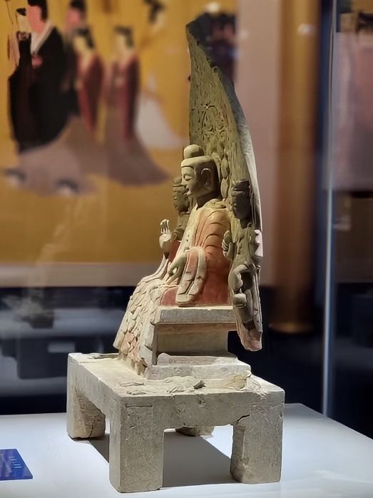 銅雀春深 曹衣出水｜鄴城考古博物館。