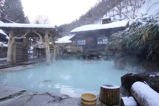 Exploring Nyuto Onsen Village – Tsurunoyu