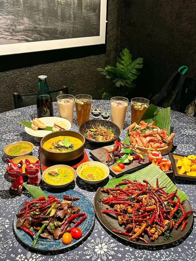 上海新開的雲南菜館！。