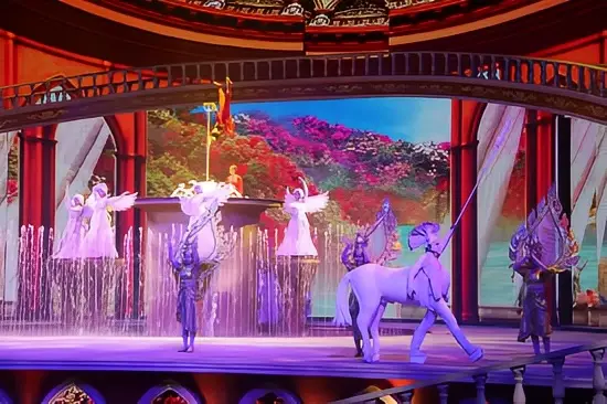 千年のシルクロードを巡り、文化の饗宴を体験