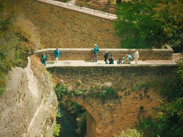 ✨【私奔之城Ronda｜西班牙懸崖上的天空之城攻略】✨