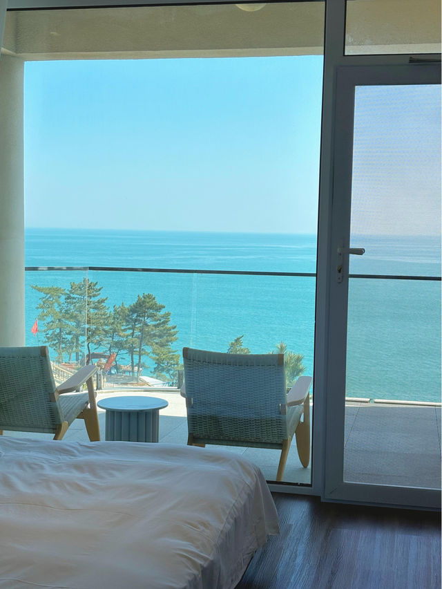 青島崂山私藏「海上烏托邦」，住進雲海浪花。