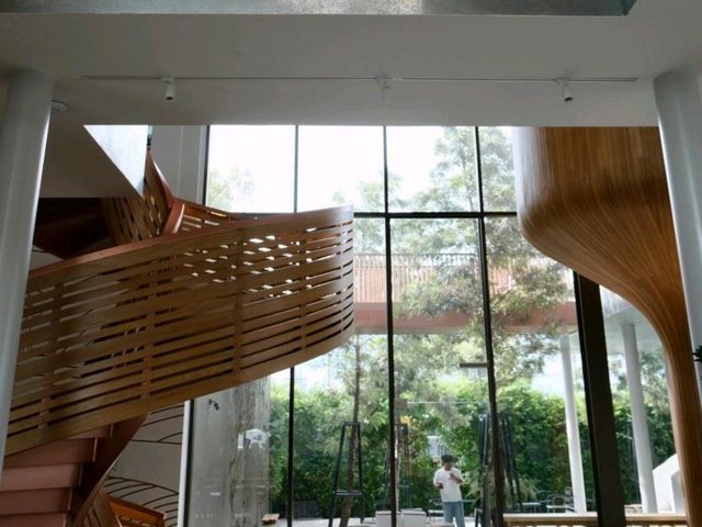 曼谷吞武里大學旁咖啡秘境！專業風味與絕美環境兼具 