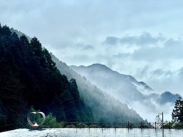 廬山專治不「伏」暑，你放假！我放價！