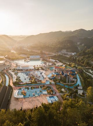 親子暑假遊｜解鎖石阡佛頂山溫泉小鎮嘅清涼之旅