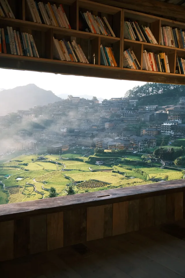 怎麼開學了才說！千戶苗寨小眾場景