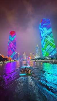 津門暖居，光影盛宴