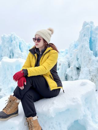 Iceland's Fantastic Interstellar Journey at Vatnajökull Glacier Will Make You a Legend on the Spot!