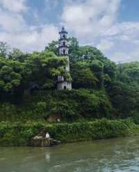 山水畫卷裡藏著一座城