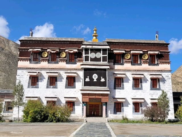 Labrang Monastery: A Spiritual Jewel on the Tibetan Plateau Labrang Monastery: A Spiritual Jewel on the Tibetan Plateau