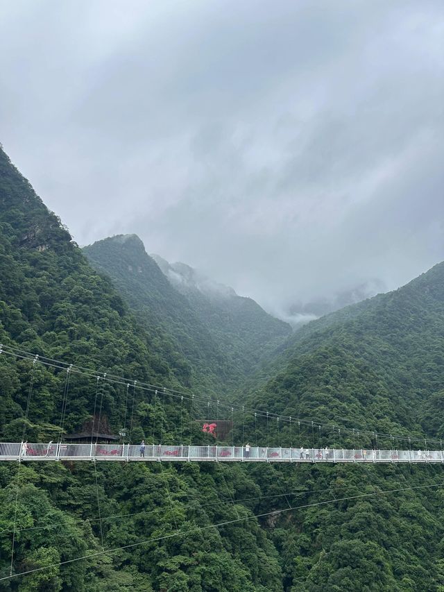 韶關雲門山｜雲端漫步觀飛瀑 梵音繚繞淨心靈