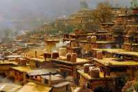 省錢遊彌勒2天夠過癮！湖泉踏浪、東風賞花，少花錢也能爽翻天