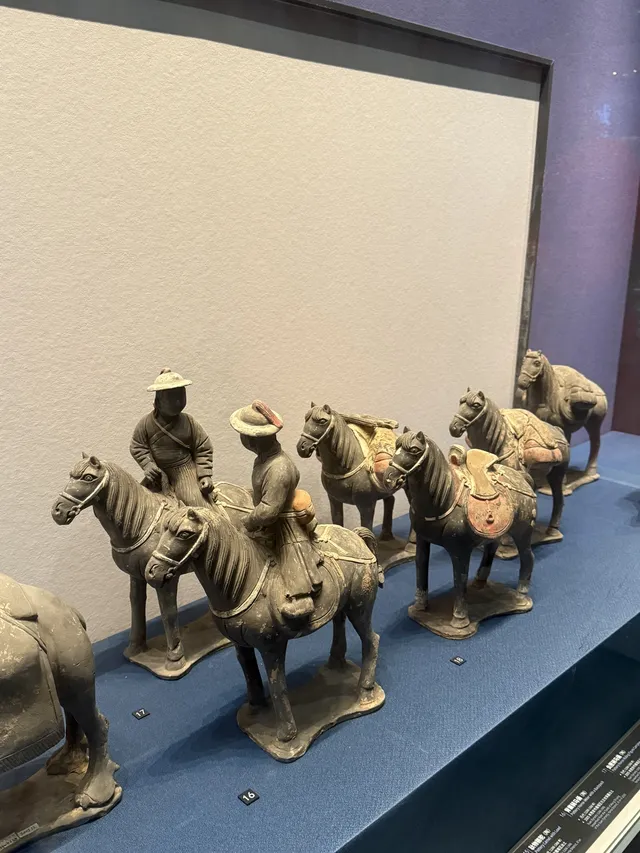 實況link被西安小雁塔的銀杏給驚艷到啦 實況link被西安小雁塔的銀杏給驚艷到啦