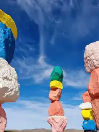 拉斯維加斯｜Seven Magic Mountains很出片