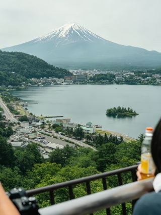 Japan's Top Celebrity Couple Route! World Heritage Mount Fuji paired with Lake Ashi Cruise and Private Hot Spring Baths