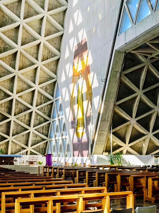 Understanding God's architectural code through geometry