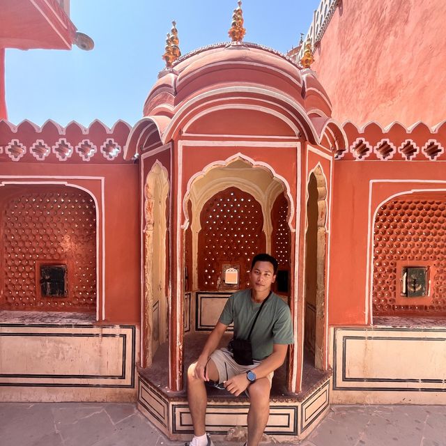 Discovering Jaipur's Palace of Winds