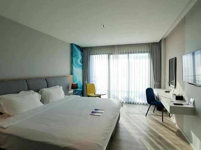 Fortune Saeng Chan Beach Hotel