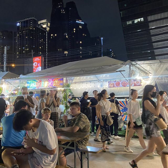 방콕 야시장 추천 쩻페어 야시장. 🍻
