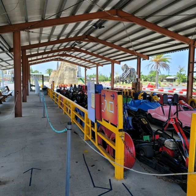 親子同樂賽車場🚗🚕👨‍👩‍👧‍👦
