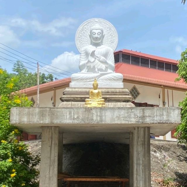 วัดพลอยสังวรนิรันดร์