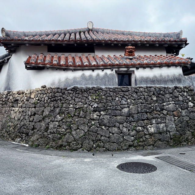 ［沖縄文化遊］那霸市區壺屋焼及茶屋在「壺屋やちむん通り」