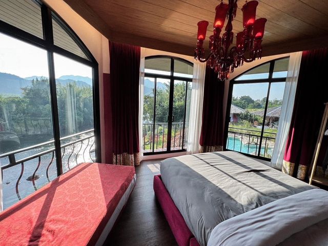 Elephant Treehouse บ้านพักสุด Private @ กาญจนบุรี