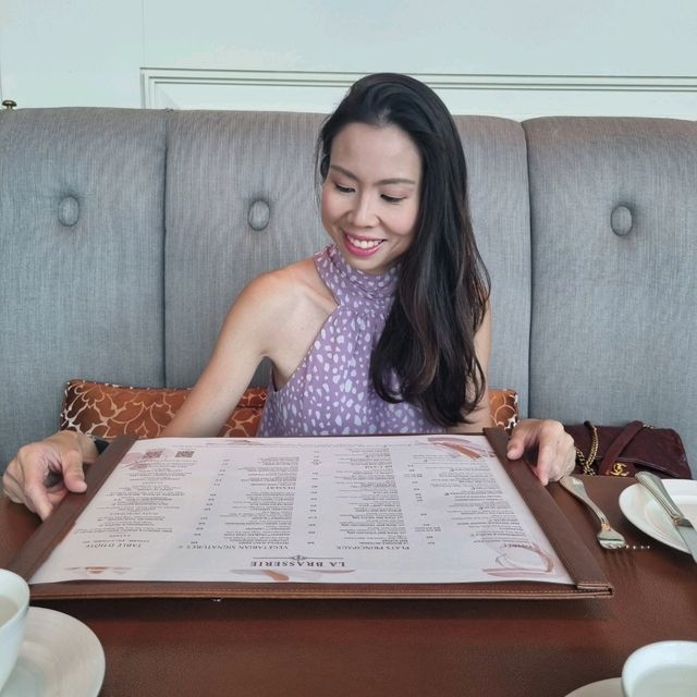 Romantic Lunch Date at La Brasserie