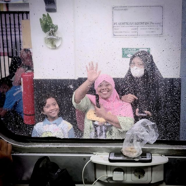 Purwakarta Train station 🚂🚂💨💨