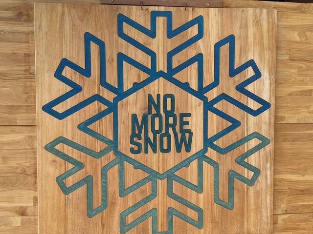 No more snow คาเฟ่ภูเก็ต