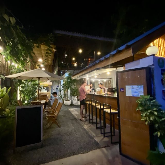 LAKU Cafe & Restaurant @ Kampot 