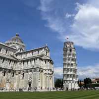 イタリア🇮🇹 ピサの斜塔へ