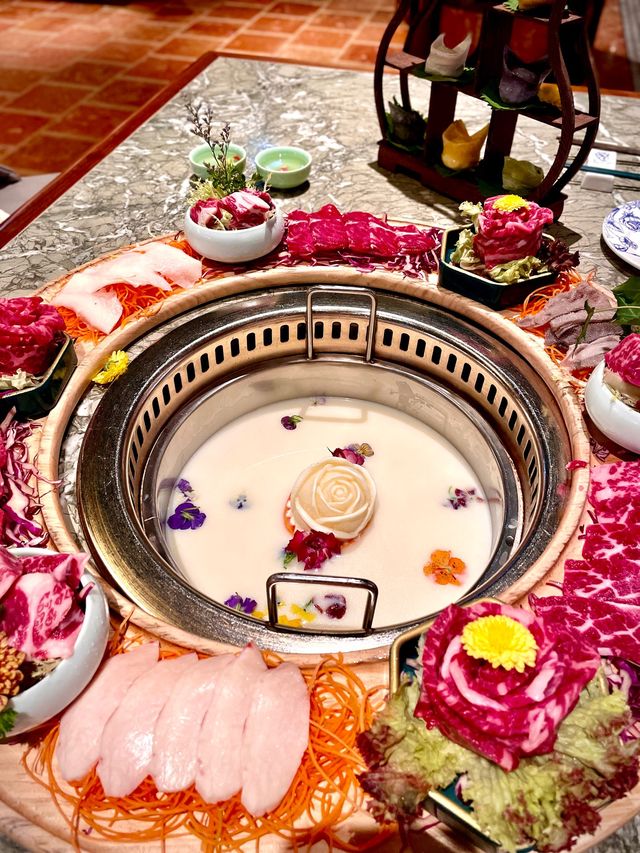 舊香港華麗打卡火鍋店 Team Lab波波