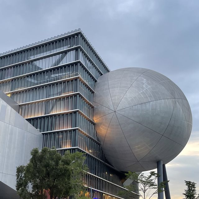 一年前落成的最新台北景點-台北表演藝術中心🎭