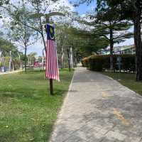 Enjoy riverview of Kuantan Riverbank